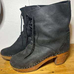 Nina Z Clog Boots